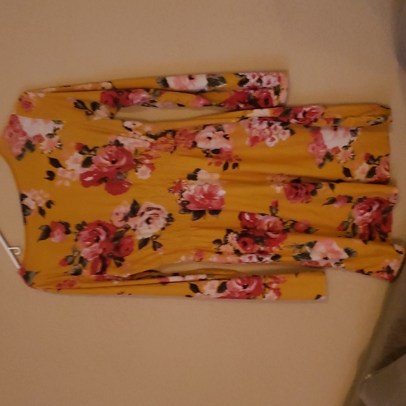 Yellow, super soft long sleeve size M No Boundaries dress - Picture 3 of 3